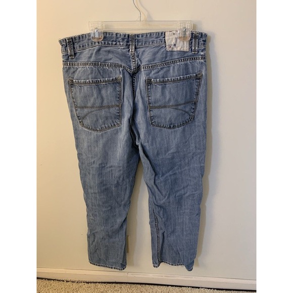 Tommy Hilfiger Mens 36 x 30 Premium Denim Jeans Straight Relax Distressed - Picture 4 of 16